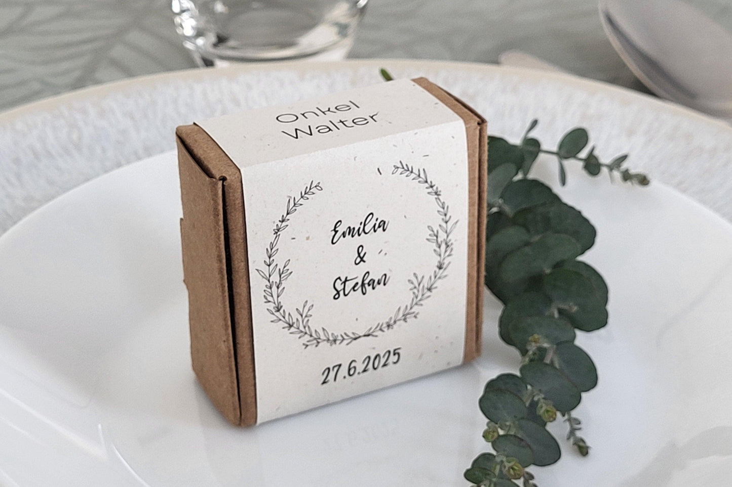 Premium Gastgeschenk personalisierte Hochzeitsseife Namenskärtchen Gastname Gästename